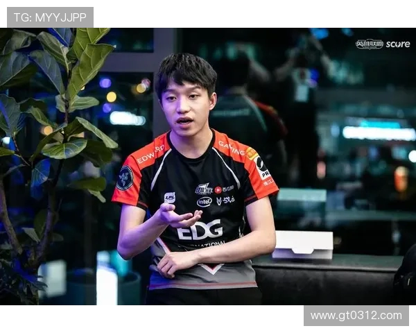 和平精英评论：解析EDG在阵地战中的优势与不足之处